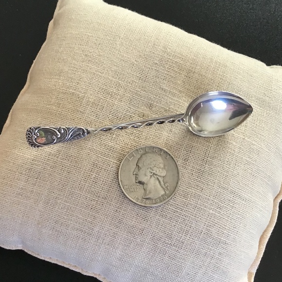 Sterling Silver Vintage Spoon Brooch Pin - Picture 2 of 15